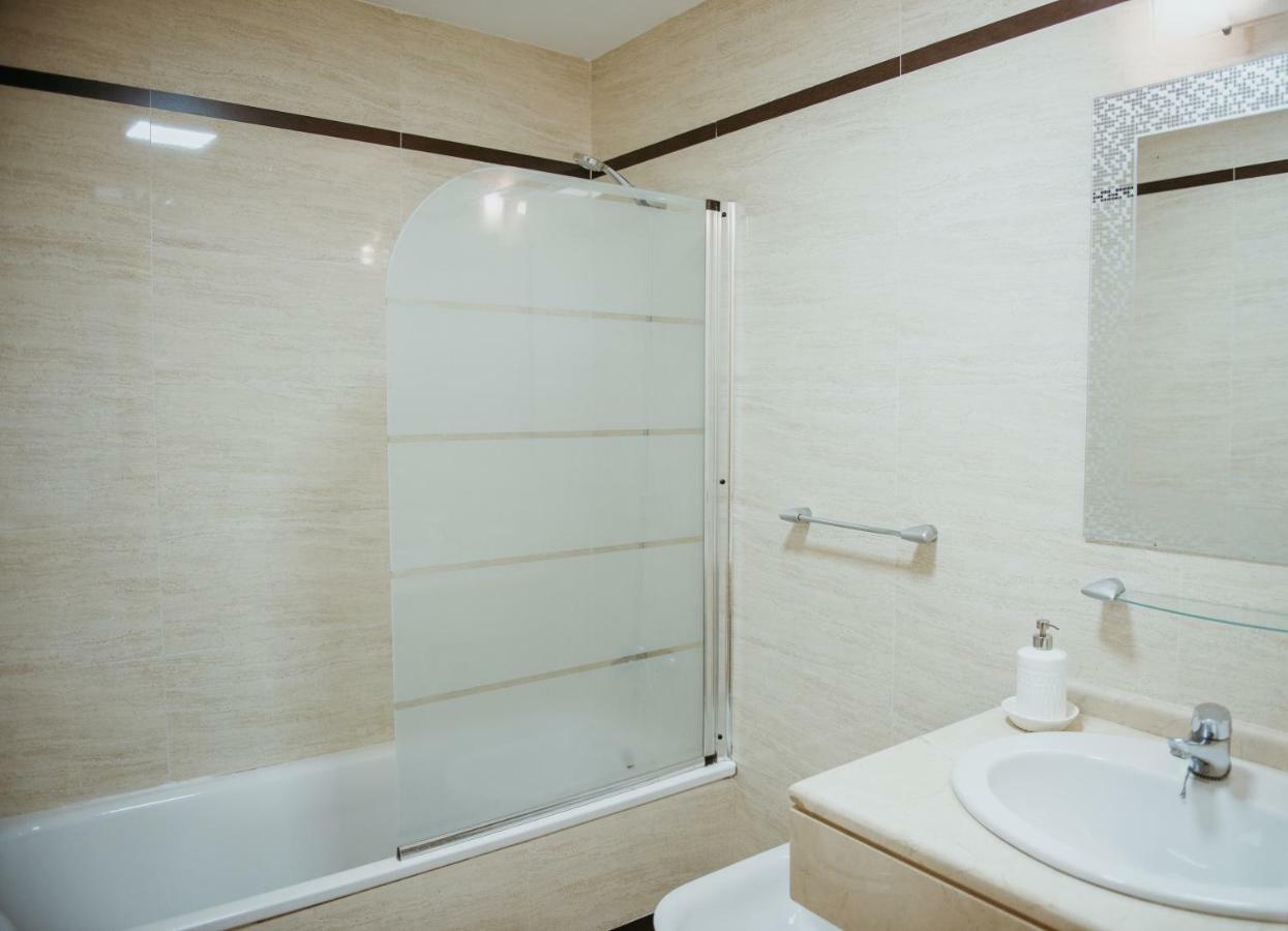 Apartamento Cala De Nerja-Lovely エクステリア 写真
