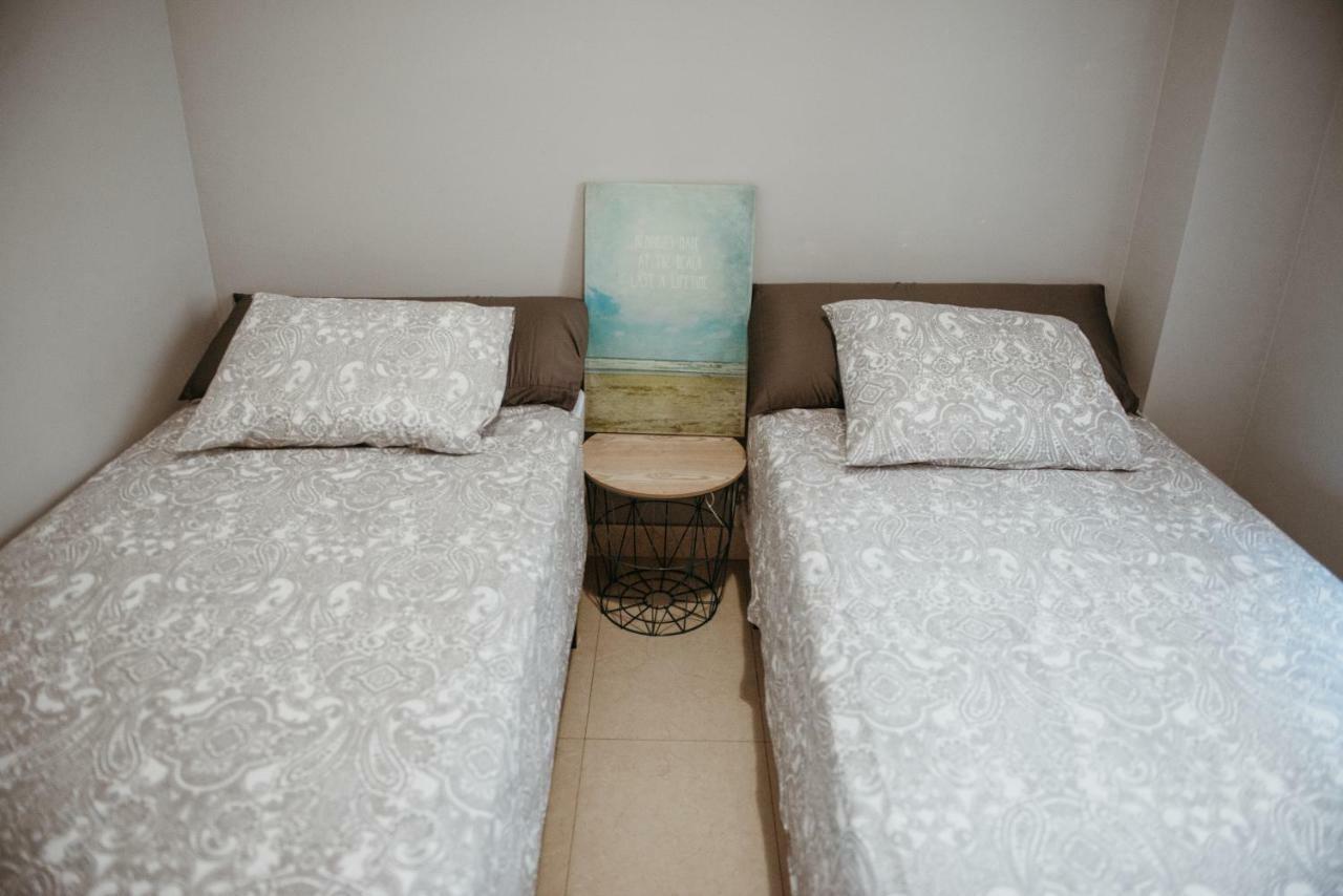 Apartamento Cala De Nerja-Lovely エクステリア 写真